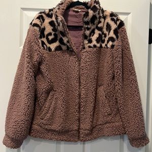 Women’s Hem & Thread Fleece Jacket Size M